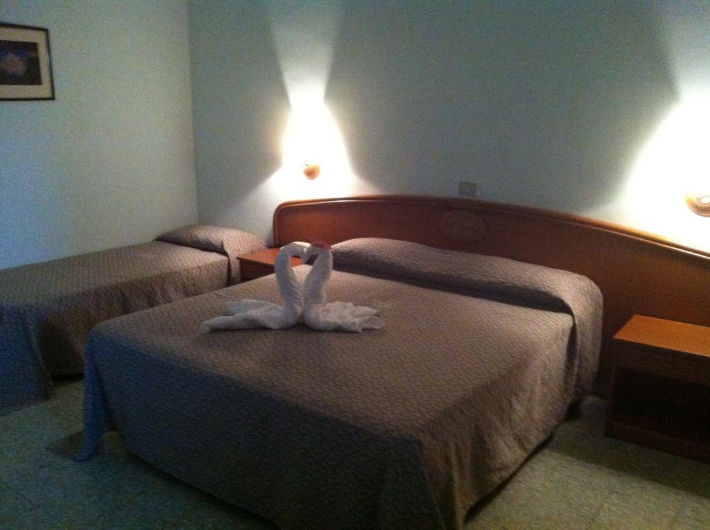 Eden Hotel 3*