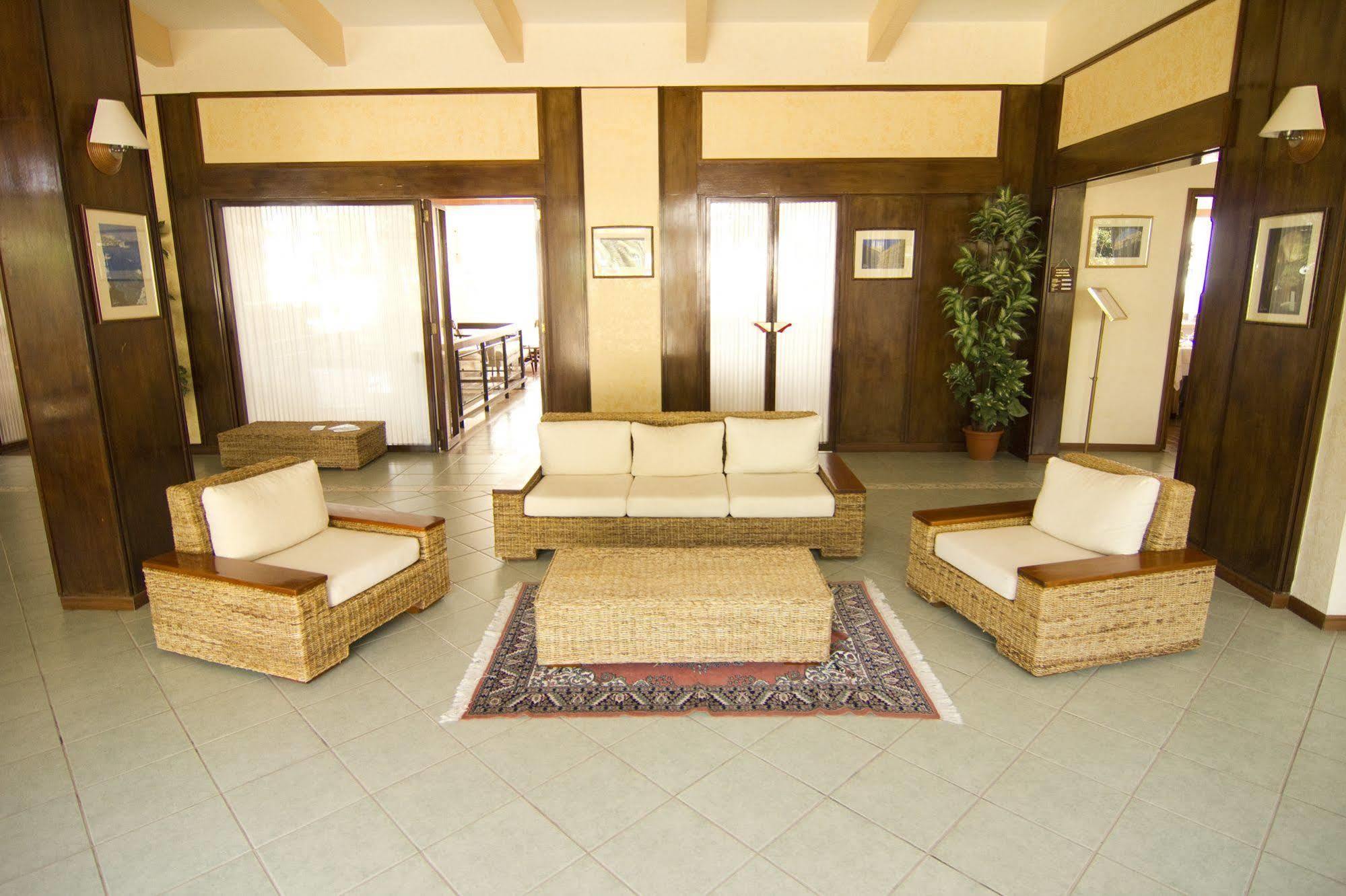 Hotel Eden