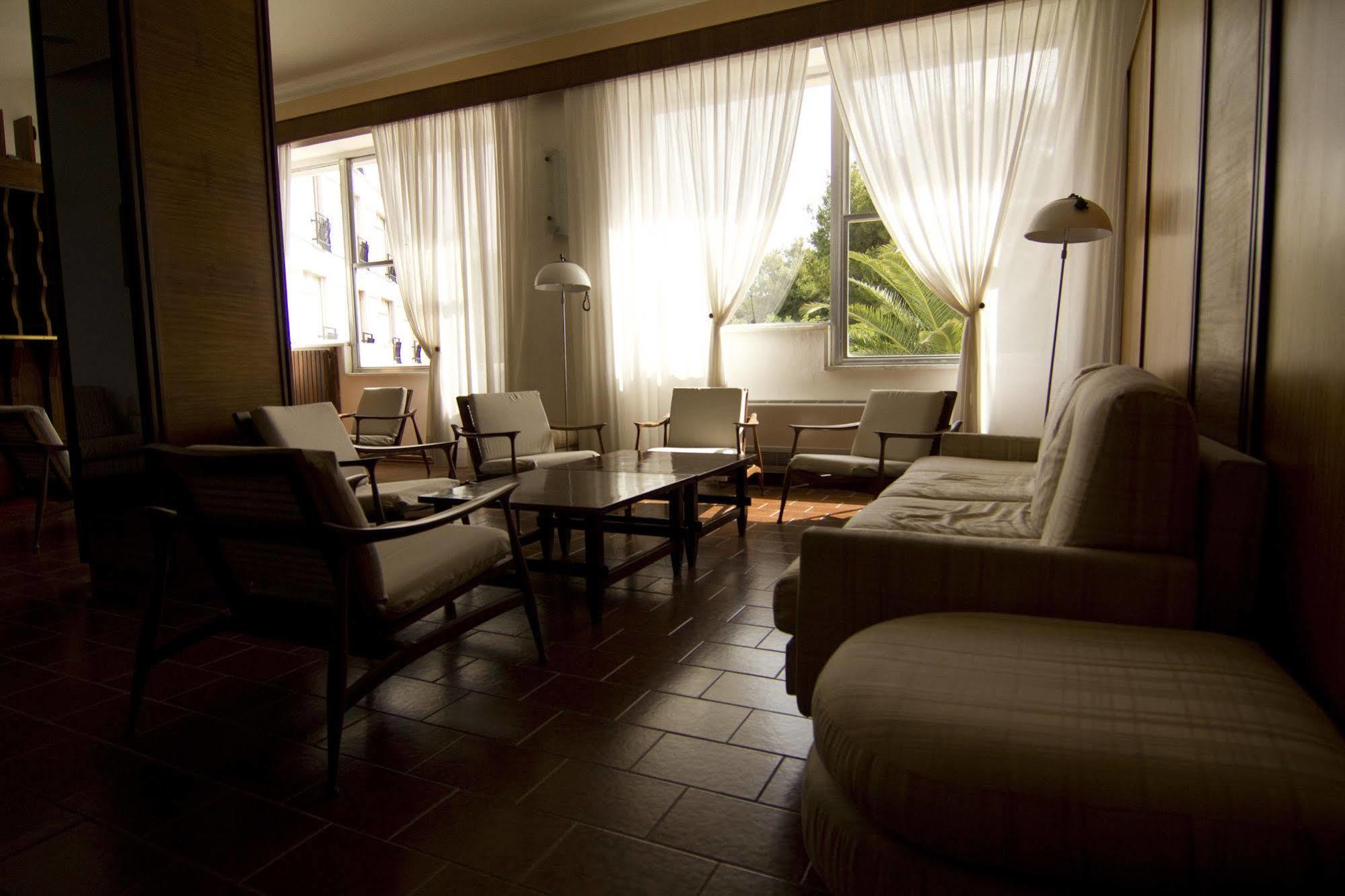 Eden Hotel